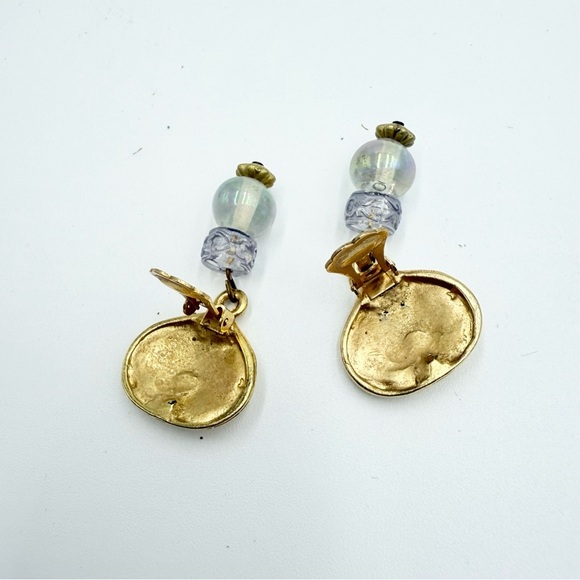Vintage Gold Tone AURORA BOREALIS Crystal Beaded Dangle Clip Earrings - Picture 5 of 5